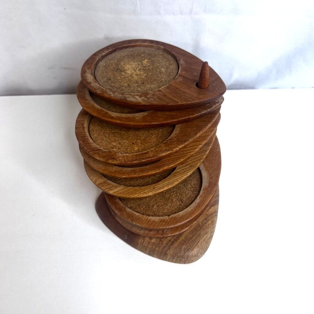 VTG Sere Wooden Cork Coaster Set of 7 w/ Holder MCM Stacked Teardrop Barware